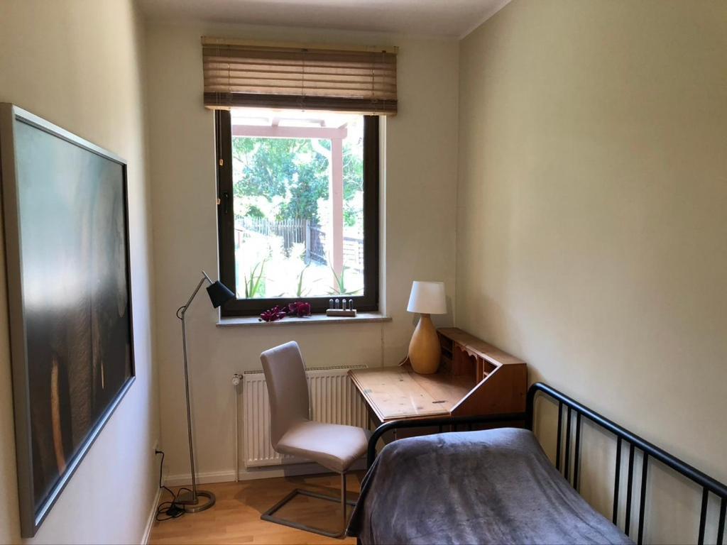 Ferienwohnung An Der Gruenen Clara Ерфурт Екстериор снимка